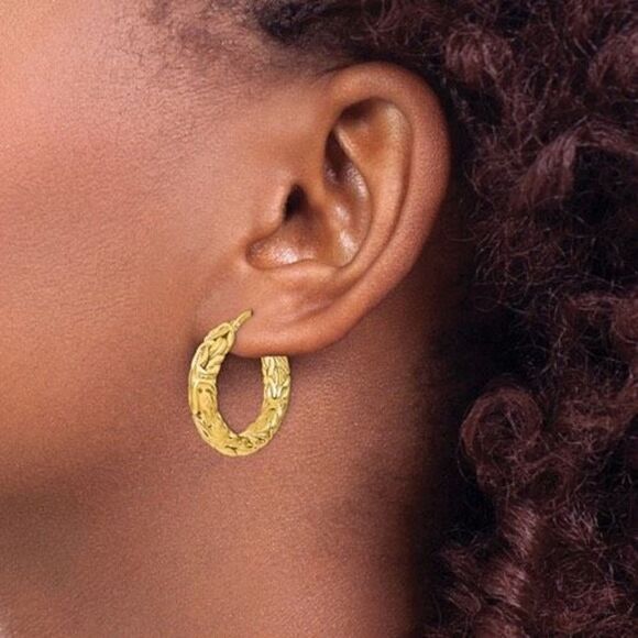 Leslie's 14k Polished Textured Hoop Earrings- Item #LE2198 - Picture 3 of 4